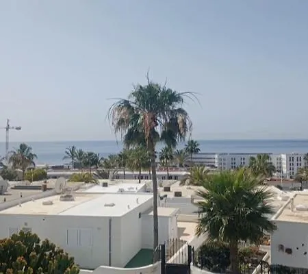 Apartment Aquamarine- Ocean Views *